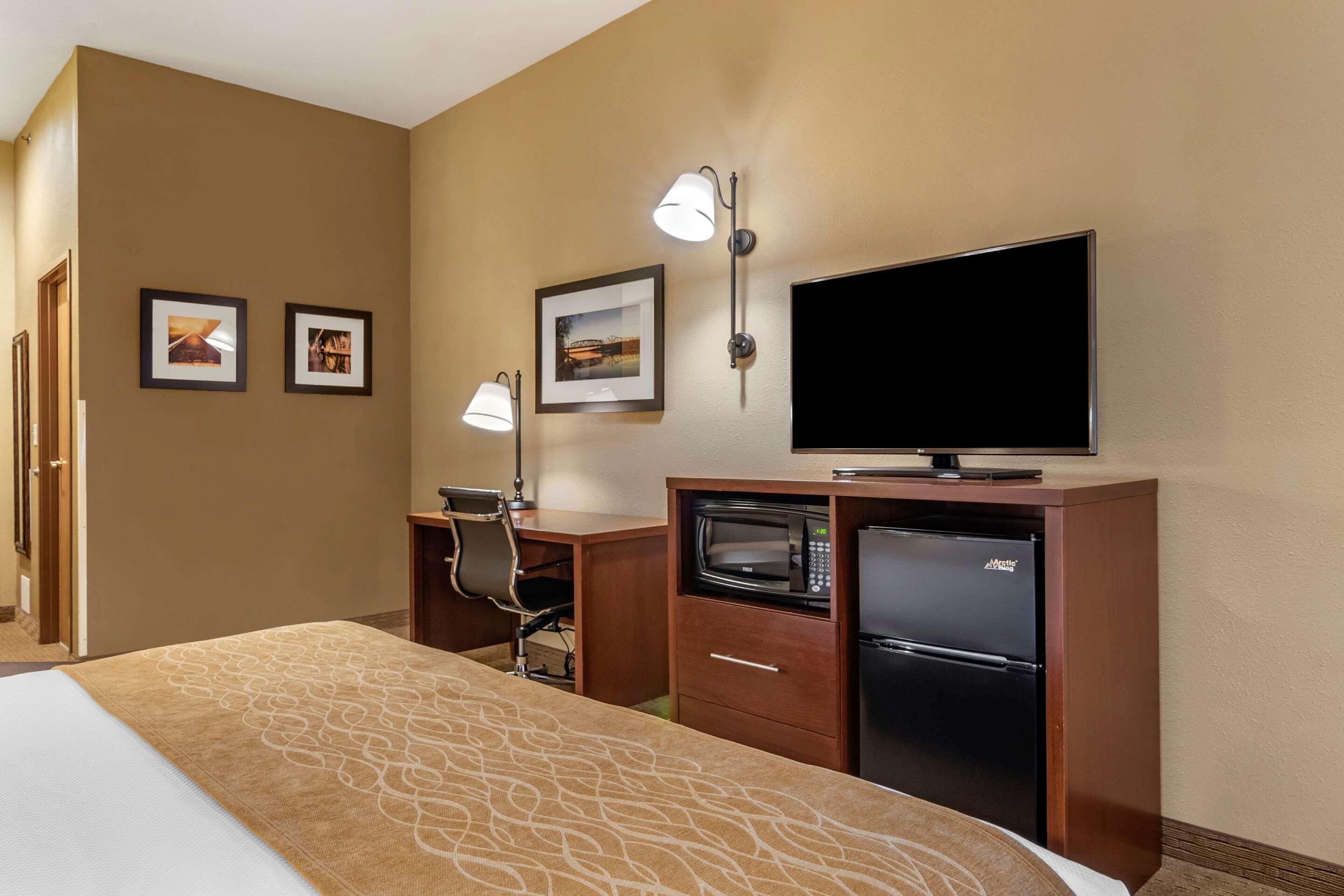 Comfort Inn Warrensburg Station Exteriér fotografie
