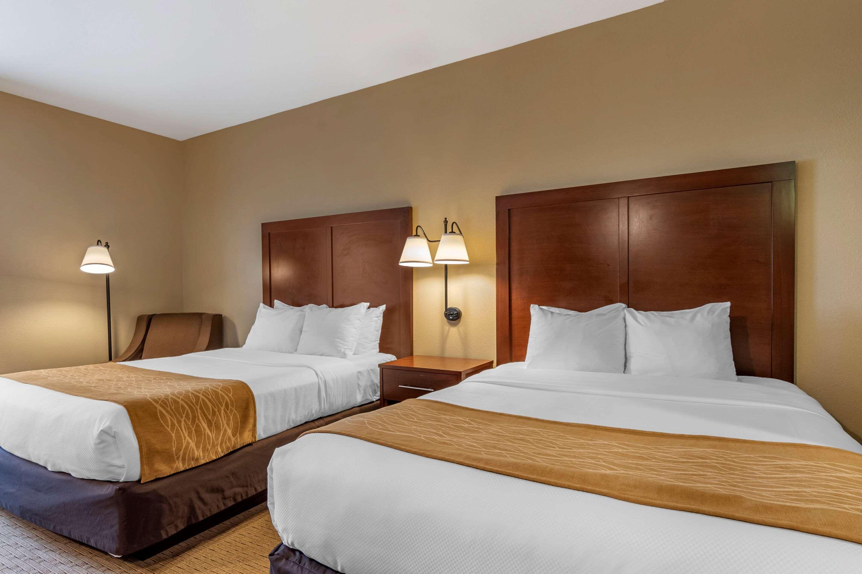 Comfort Inn Warrensburg Station Exteriér fotografie