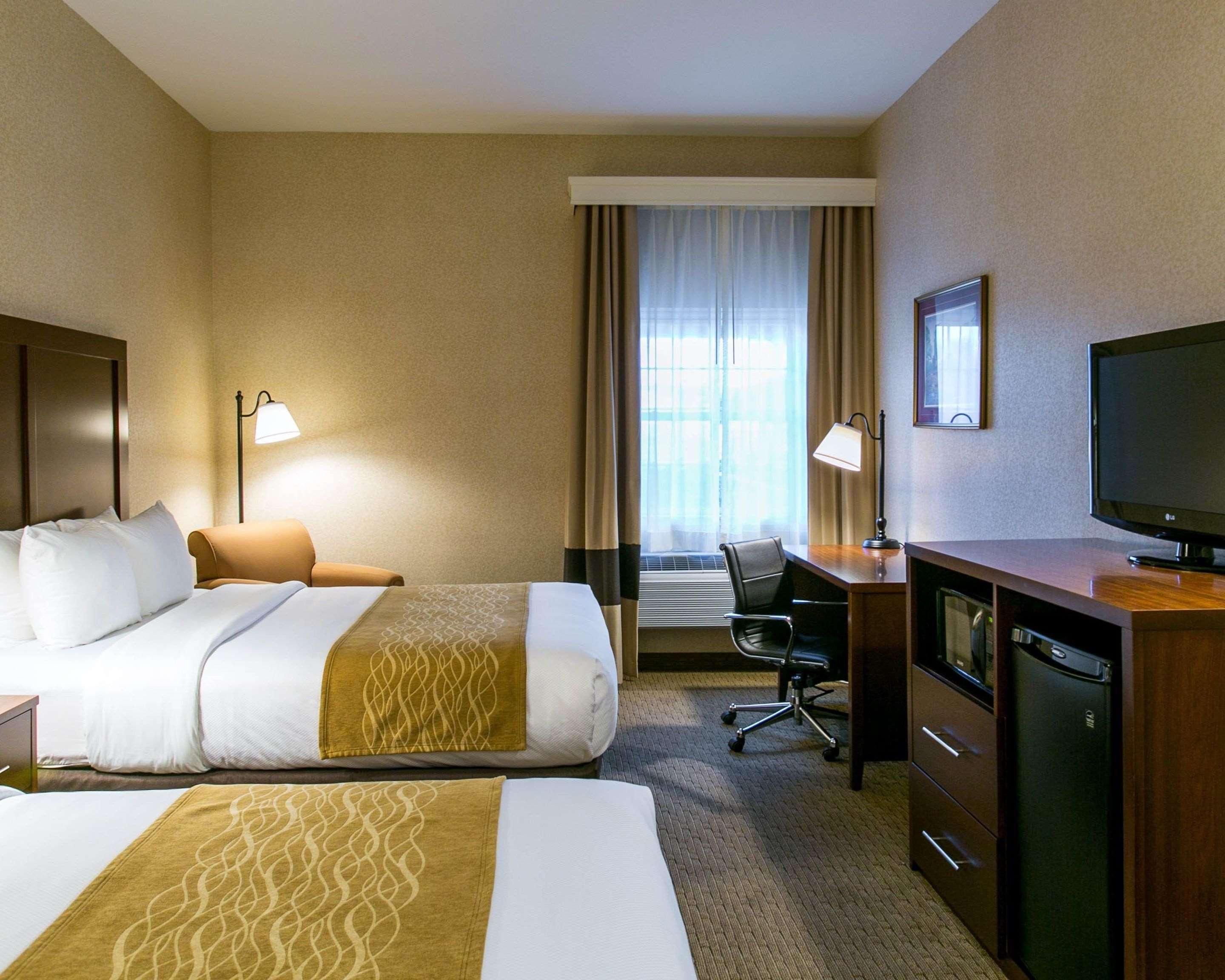 Comfort Inn Warrensburg Station Exteriér fotografie