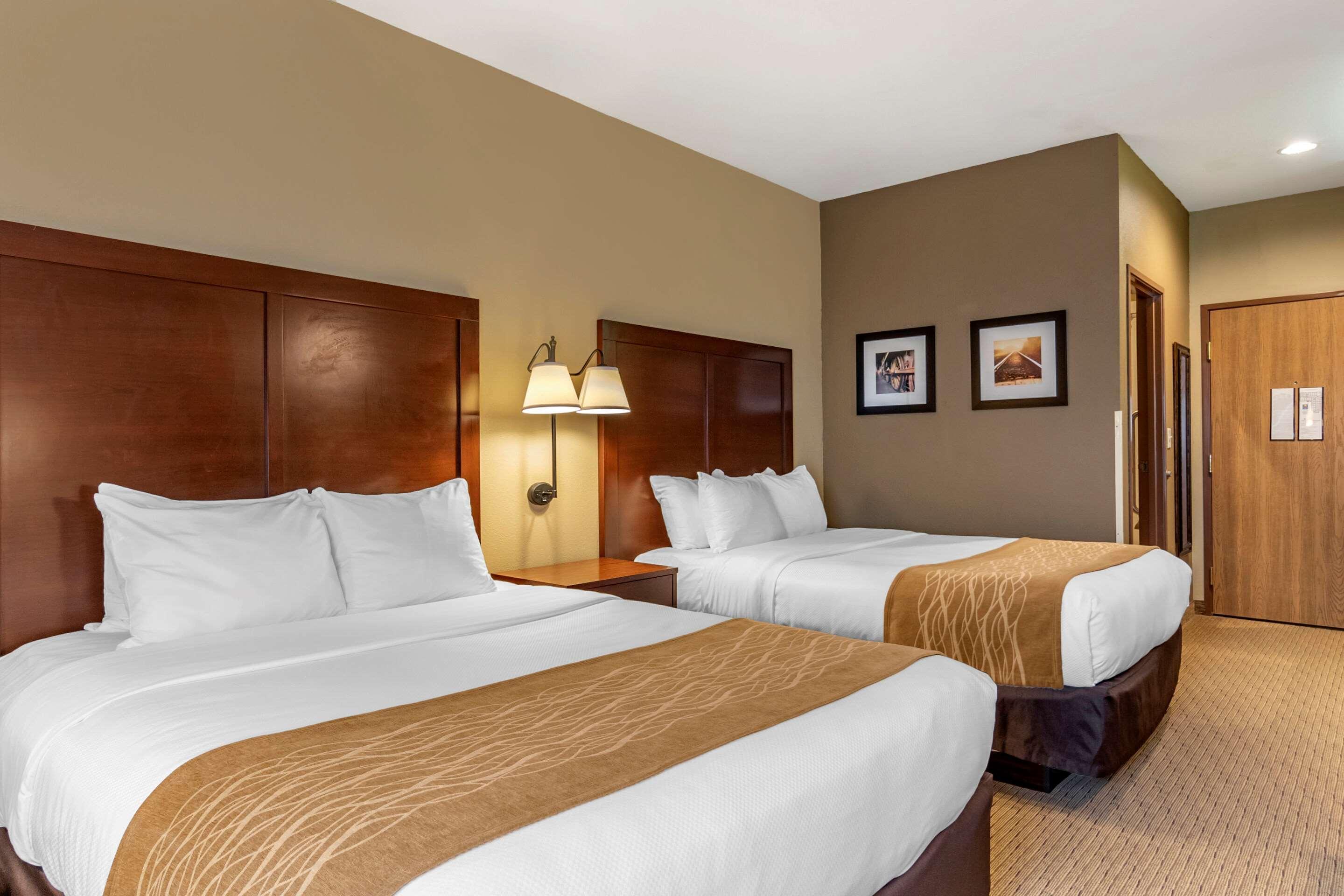 Comfort Inn Warrensburg Station Exteriér fotografie