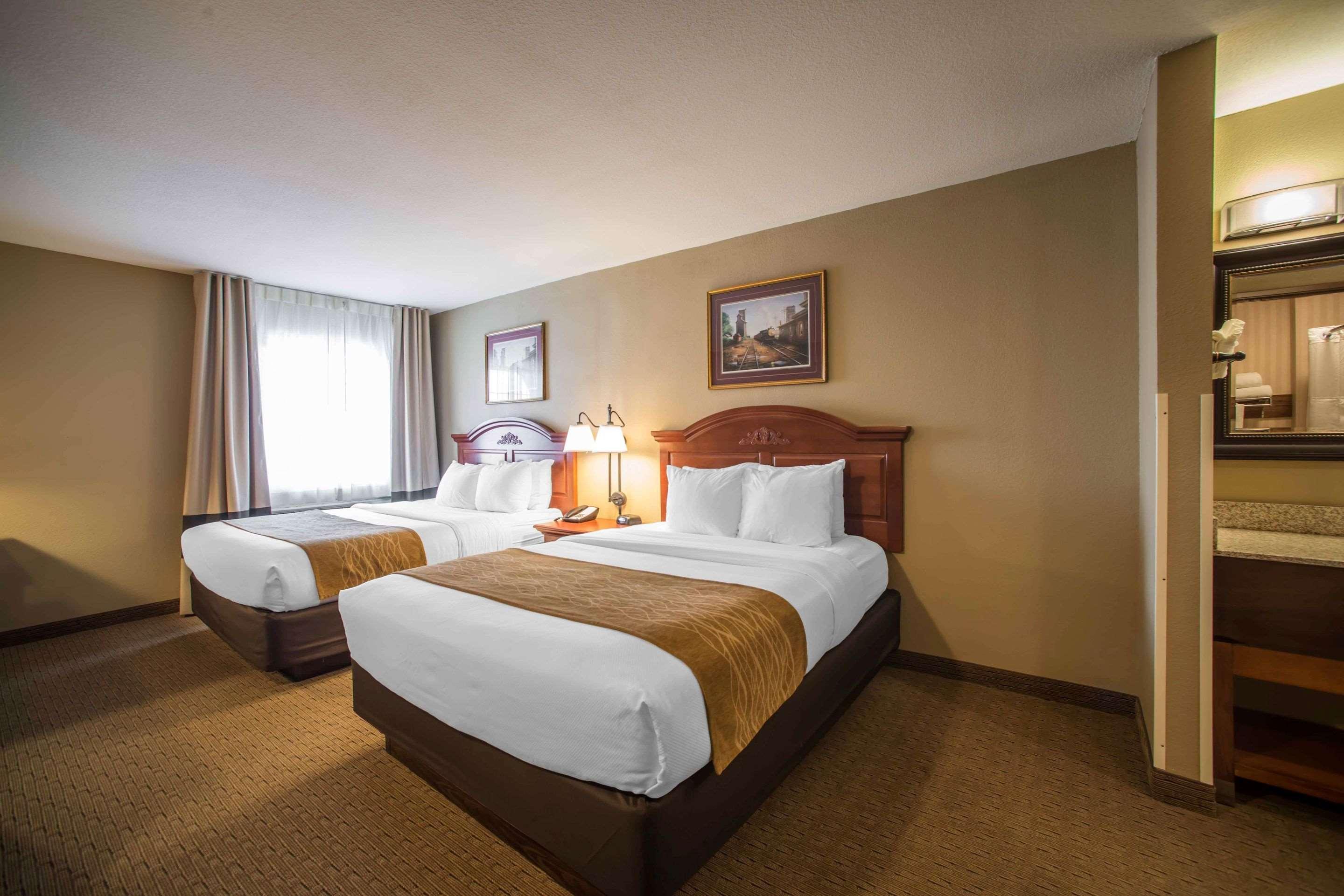Comfort Inn Warrensburg Station Exteriér fotografie
