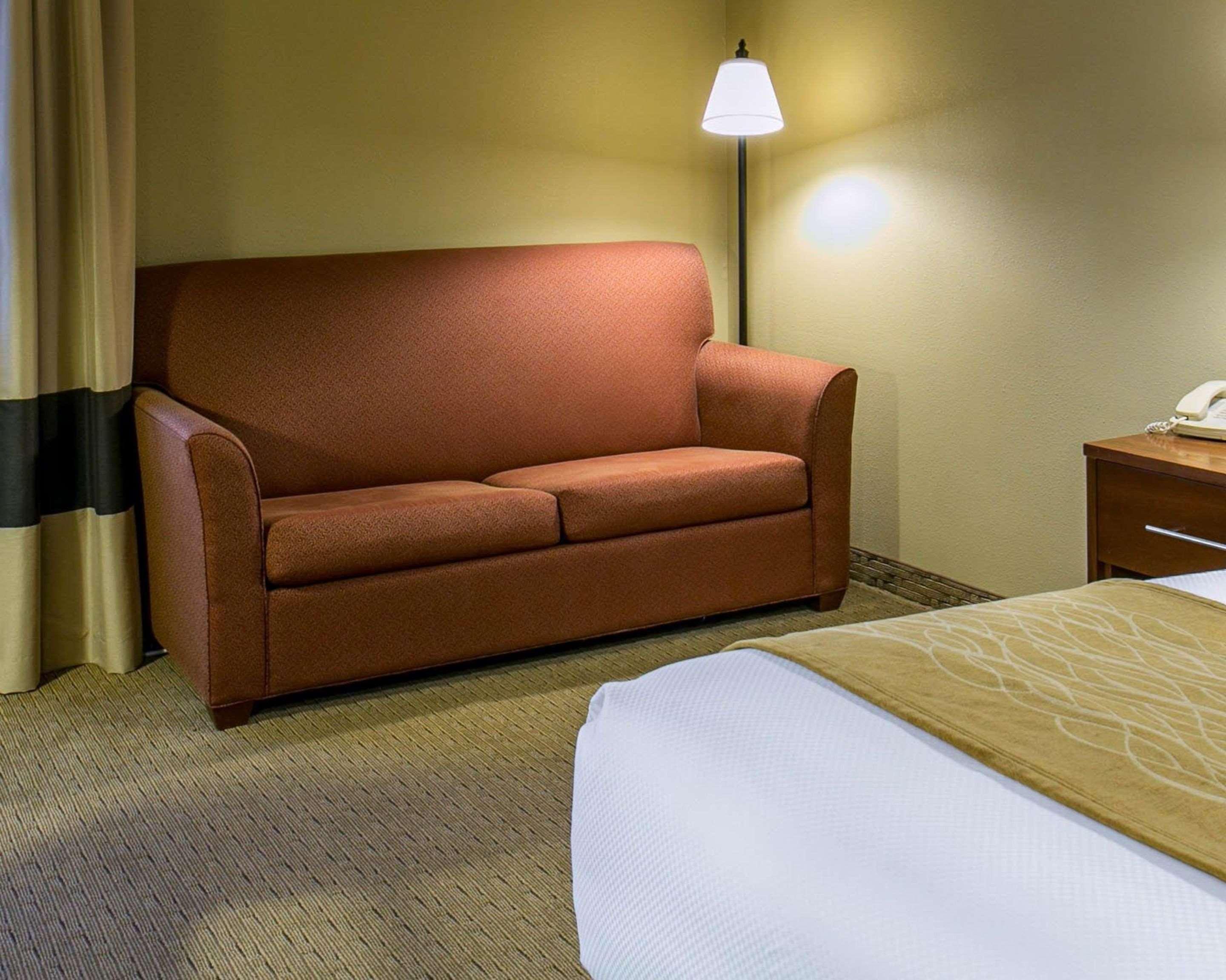 Comfort Inn Warrensburg Station Exteriér fotografie