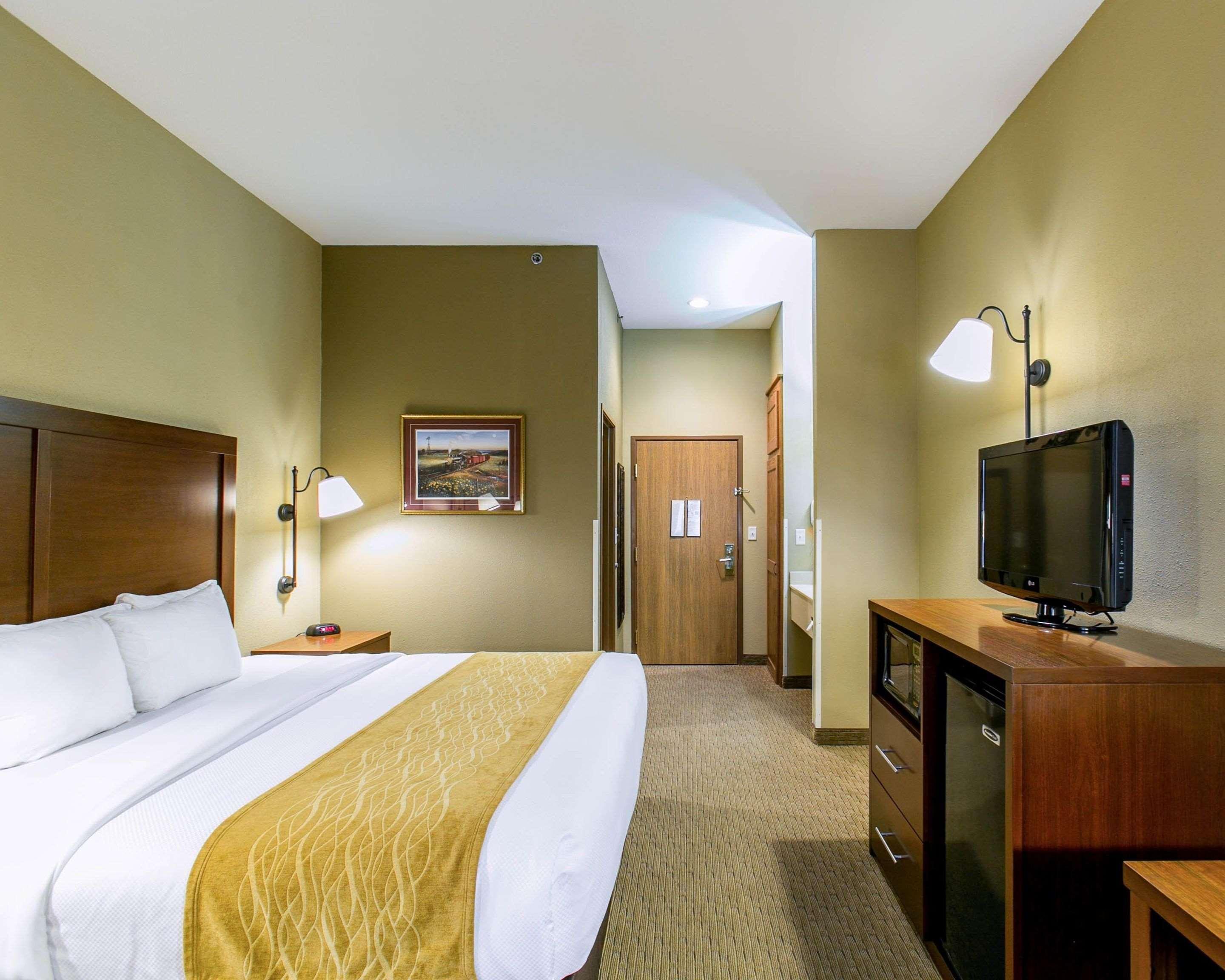 Comfort Inn Warrensburg Station Exteriér fotografie